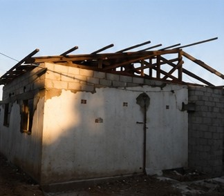 Roof timber structure erected on block walls
